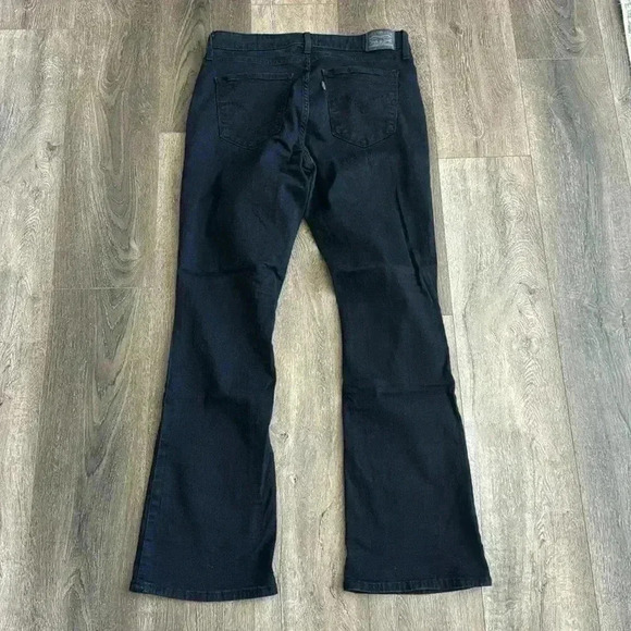 Levi’s Jeans.  Black.  Women’s size 32. High rise bootcut style. - Picture 5 of 7